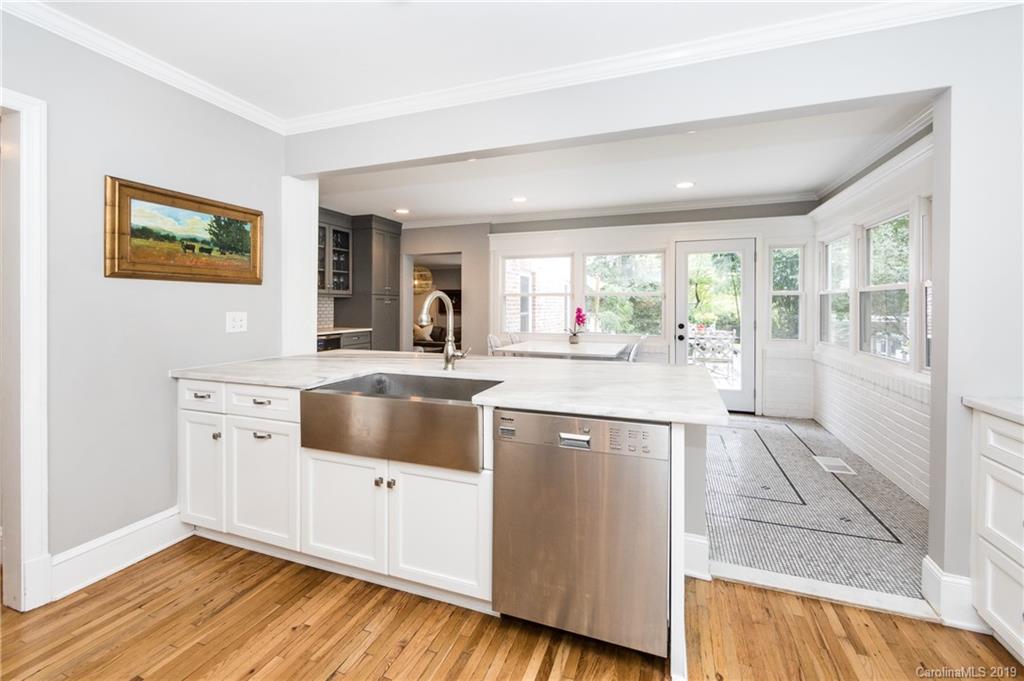 3423 Selwyn Avenue Charlotte NC 28209
