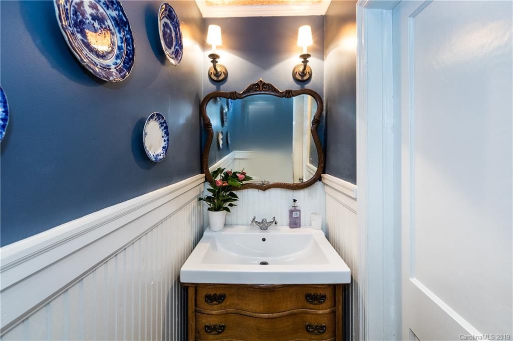 3423 Selwyn Avenue Charlotte NC 28209