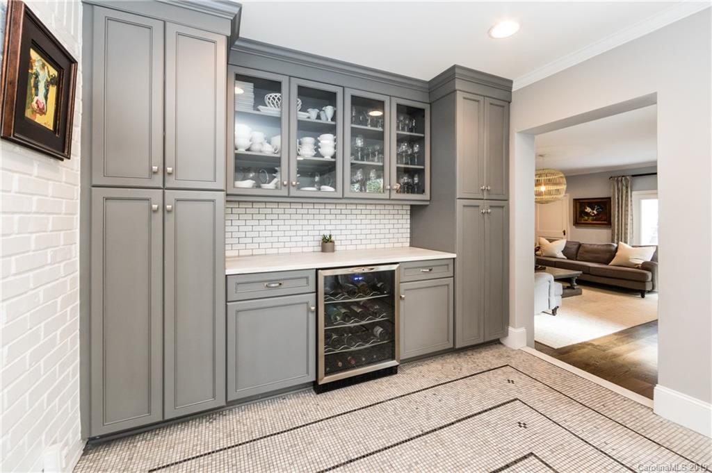 3423 Selwyn Avenue Charlotte NC 28209