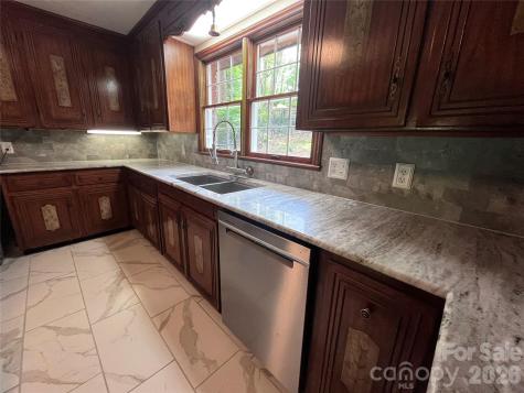 231 Davis Drive Morganton NC 28655