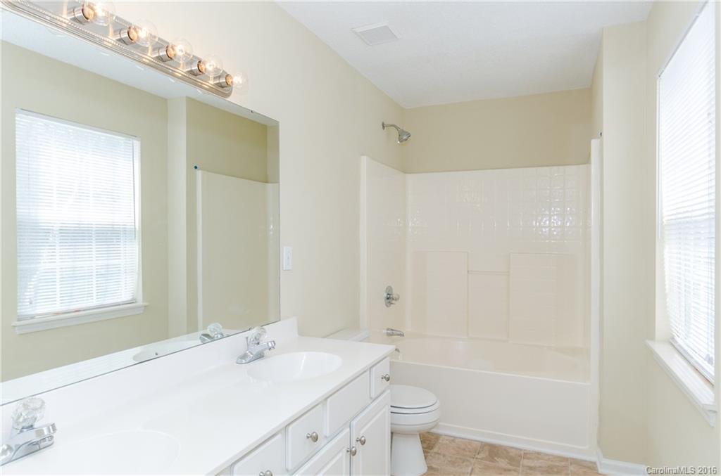 9035 Treyburn Drive Charlotte NC 28216