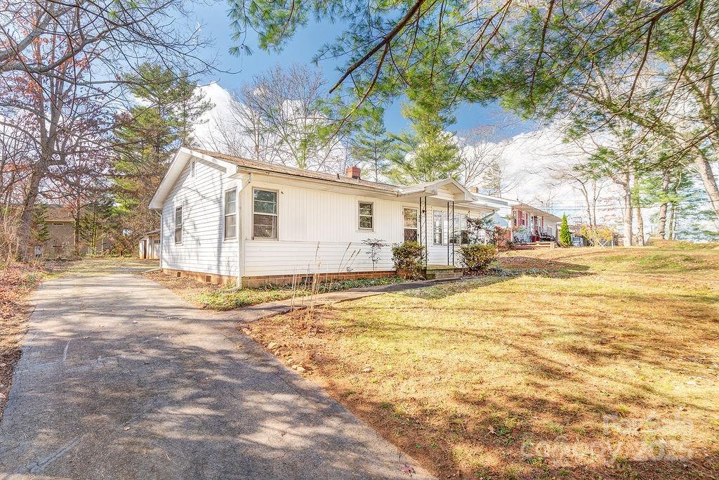 88 Blake Drive Arden NC 28704