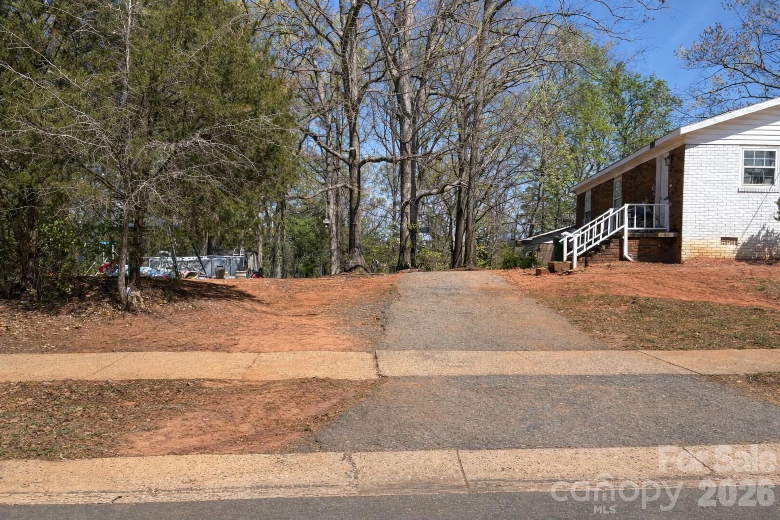 6836 Deanwood Place Charlotte NC 28217