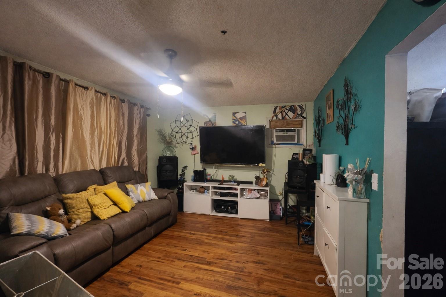 6836 Deanwood Place Charlotte NC 28217