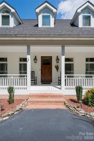 208 Parrish Farm Road Waynesville NC 28786