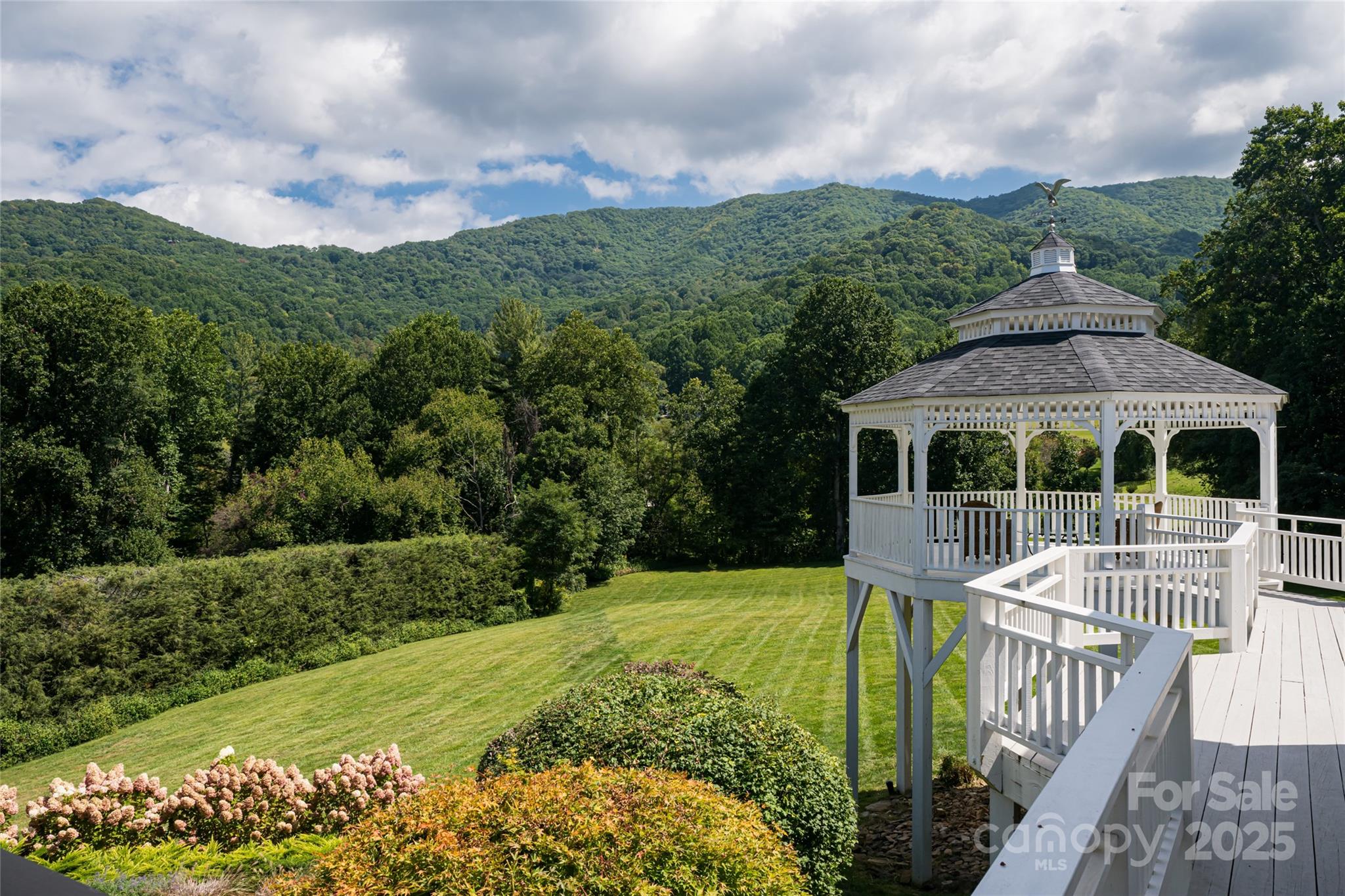 208 Parrish Farm Road Waynesville NC 28786