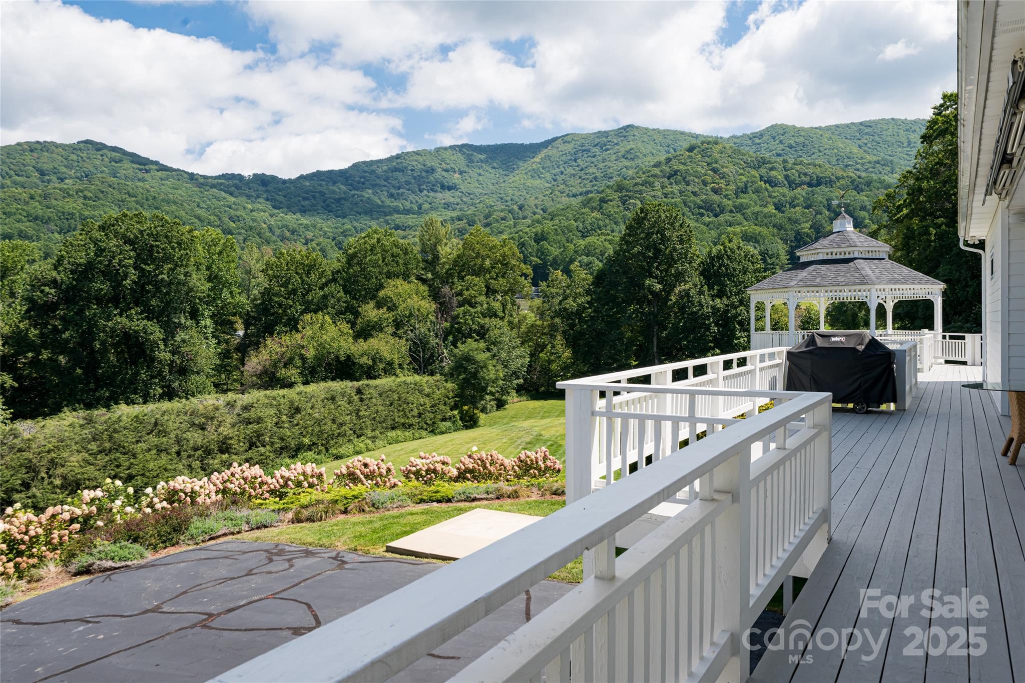 208 Parrish Farm Road Waynesville NC 28786