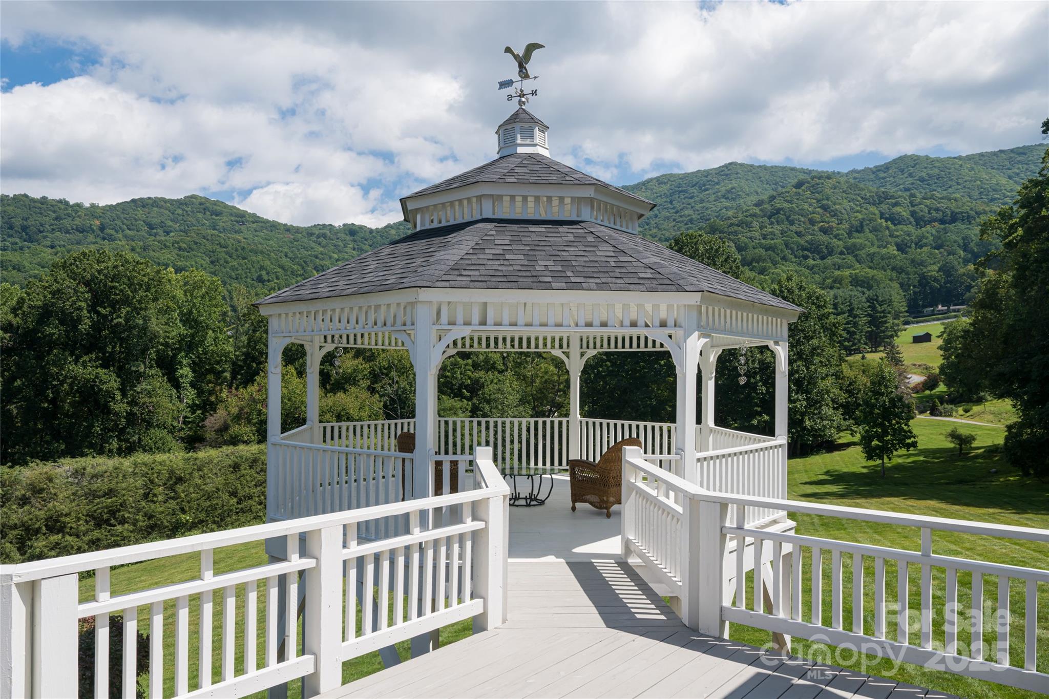 208 Parrish Farm Road Waynesville NC 28786