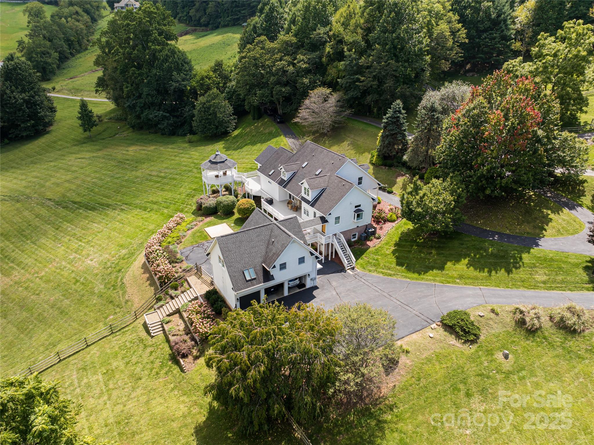 208 Parrish Farm Road Waynesville NC 28786
