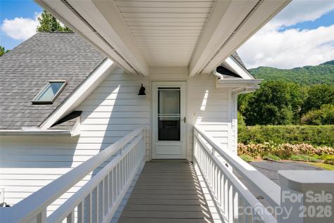 208 Parrish Farm Road Waynesville NC 28786