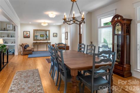 208 Parrish Farm Road Waynesville NC 28786
