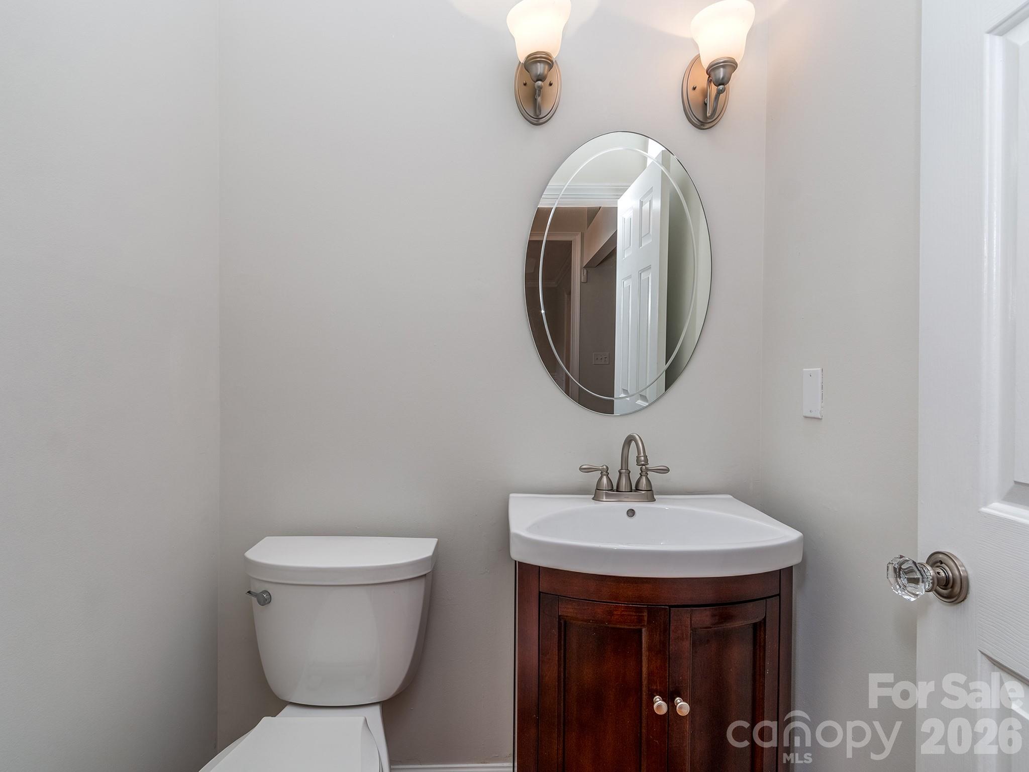 6221 Caslon Court Charlotte NC 28270