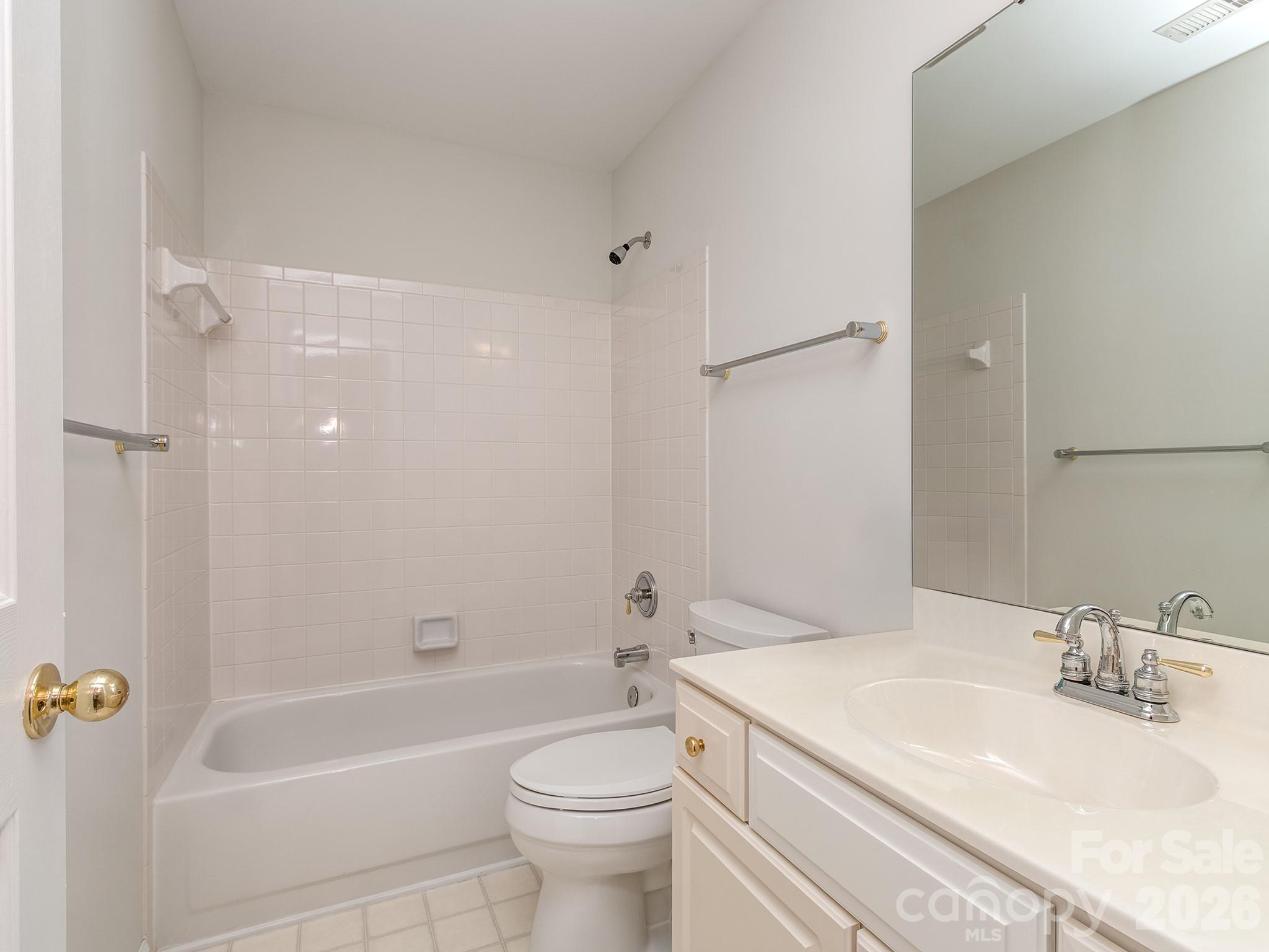 6221 Caslon Court Charlotte NC 28270
