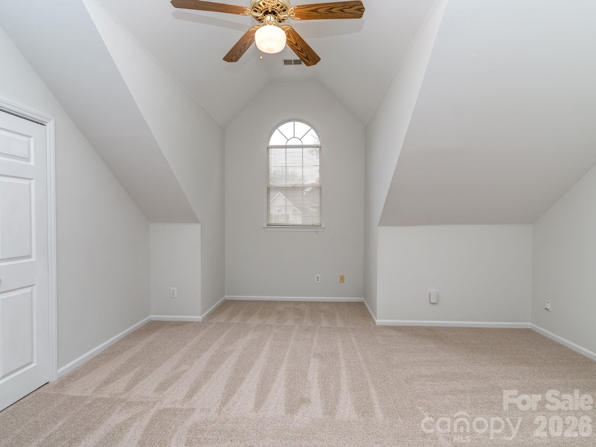 6221 Caslon Court Charlotte NC 28270