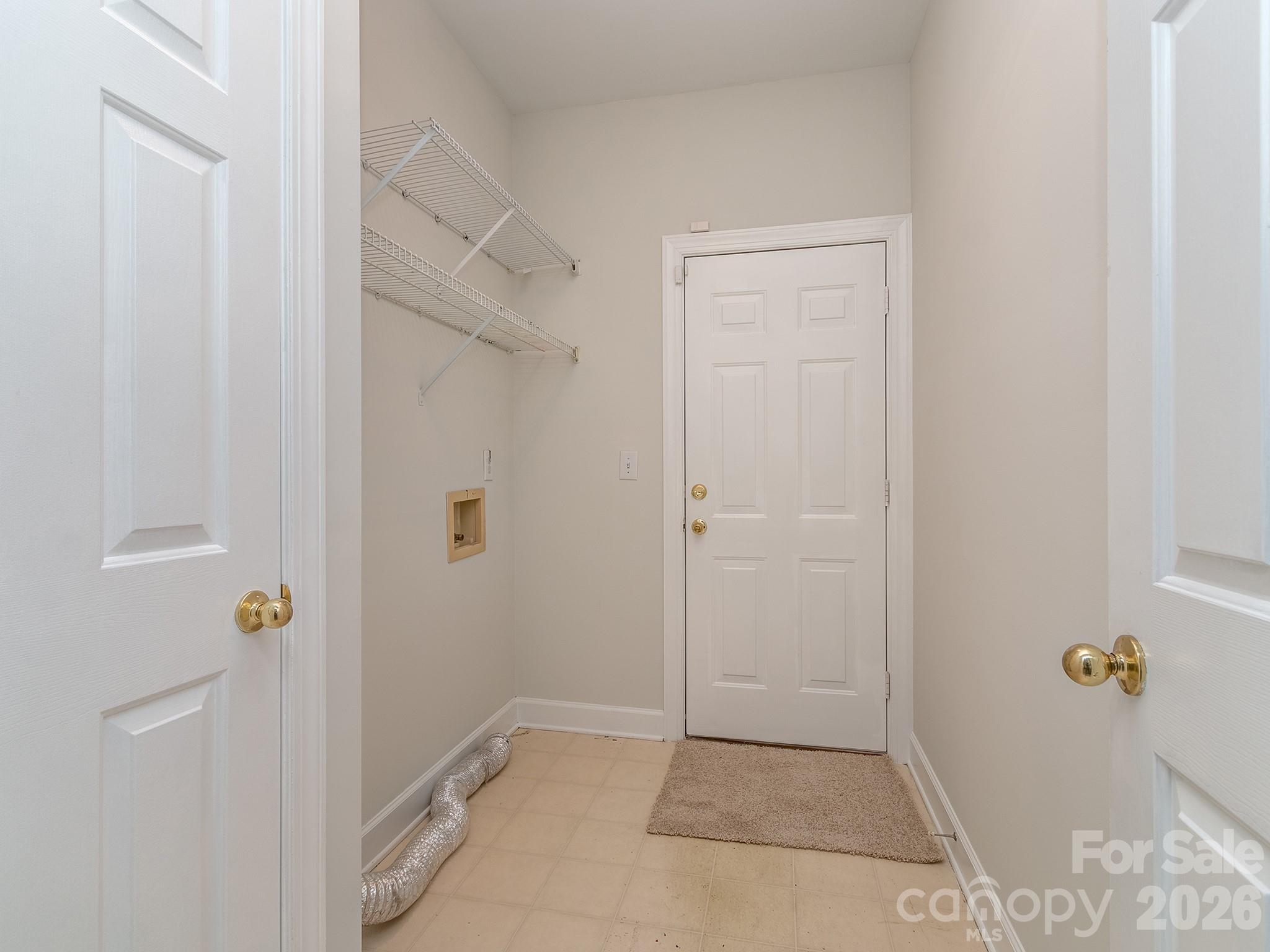 6221 Caslon Court Charlotte NC 28270