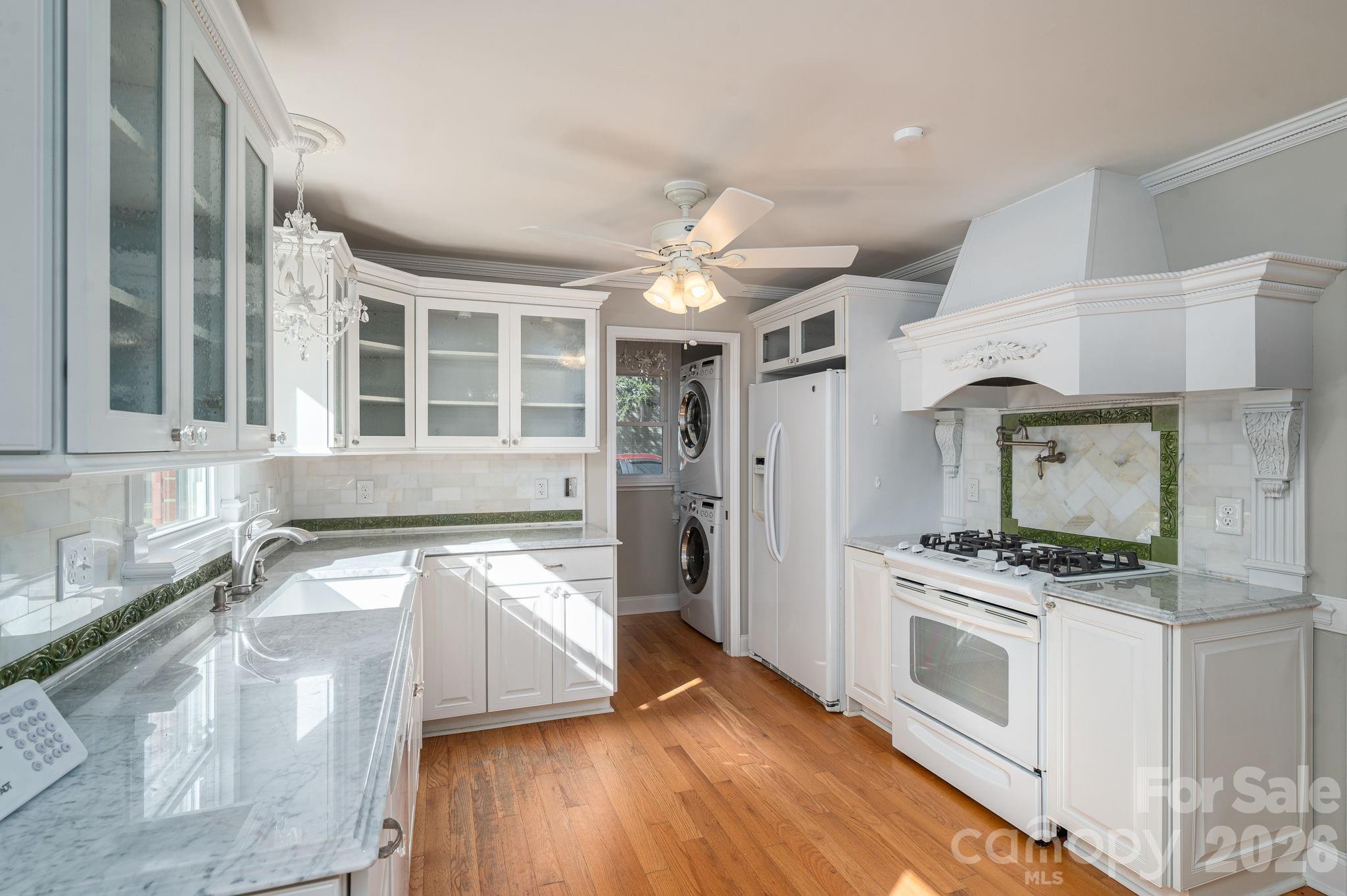 1131 Woodvale Avenue Gastonia NC 28054