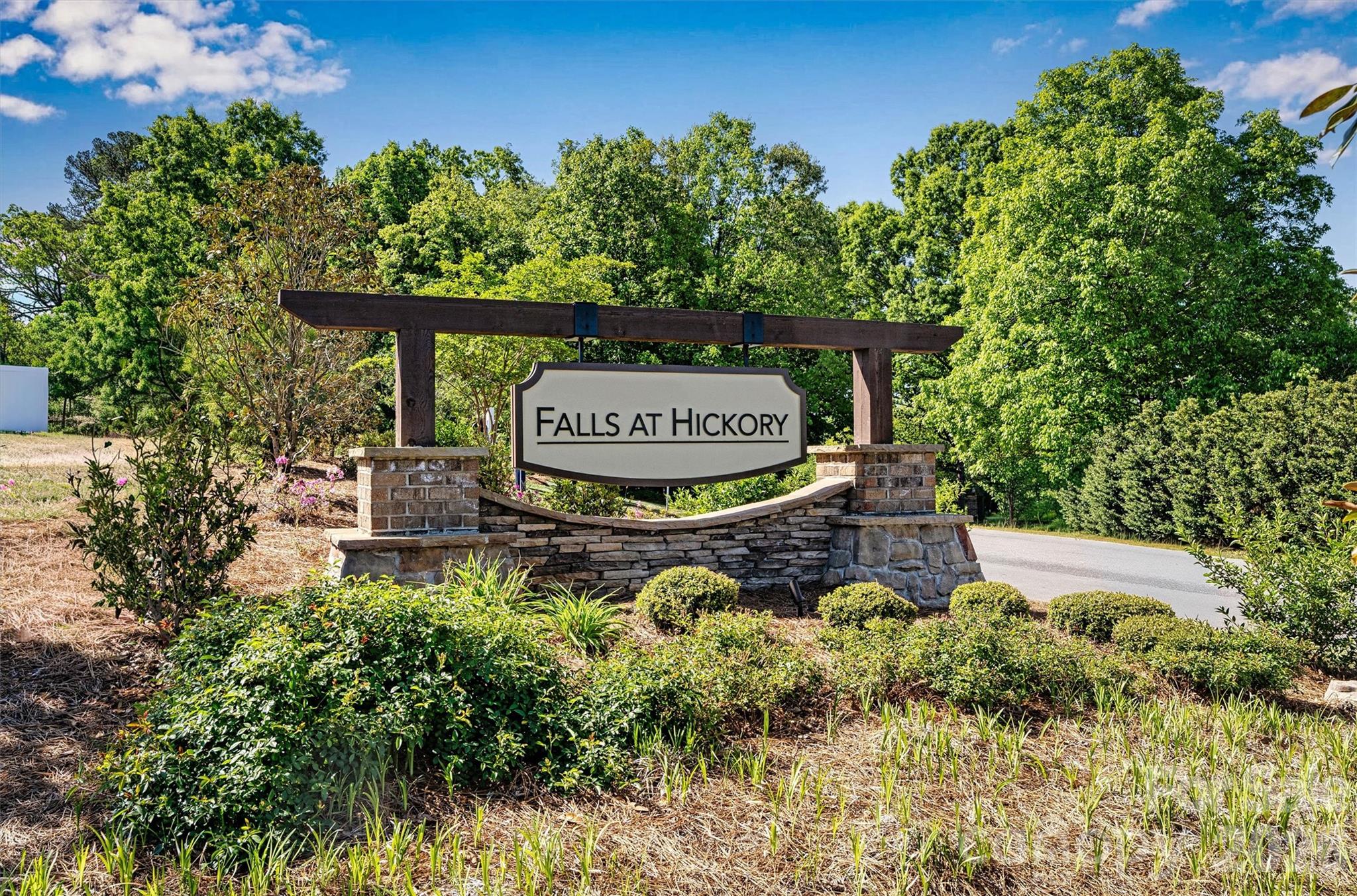 1241 37th Avenue Lane NE Hickory NC 28601