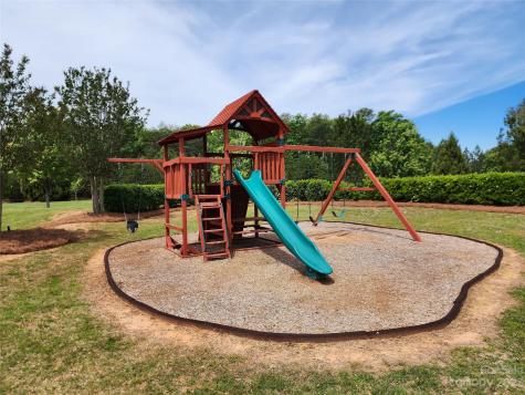 3100 Lake Pointe Drive Belmont NC 28012