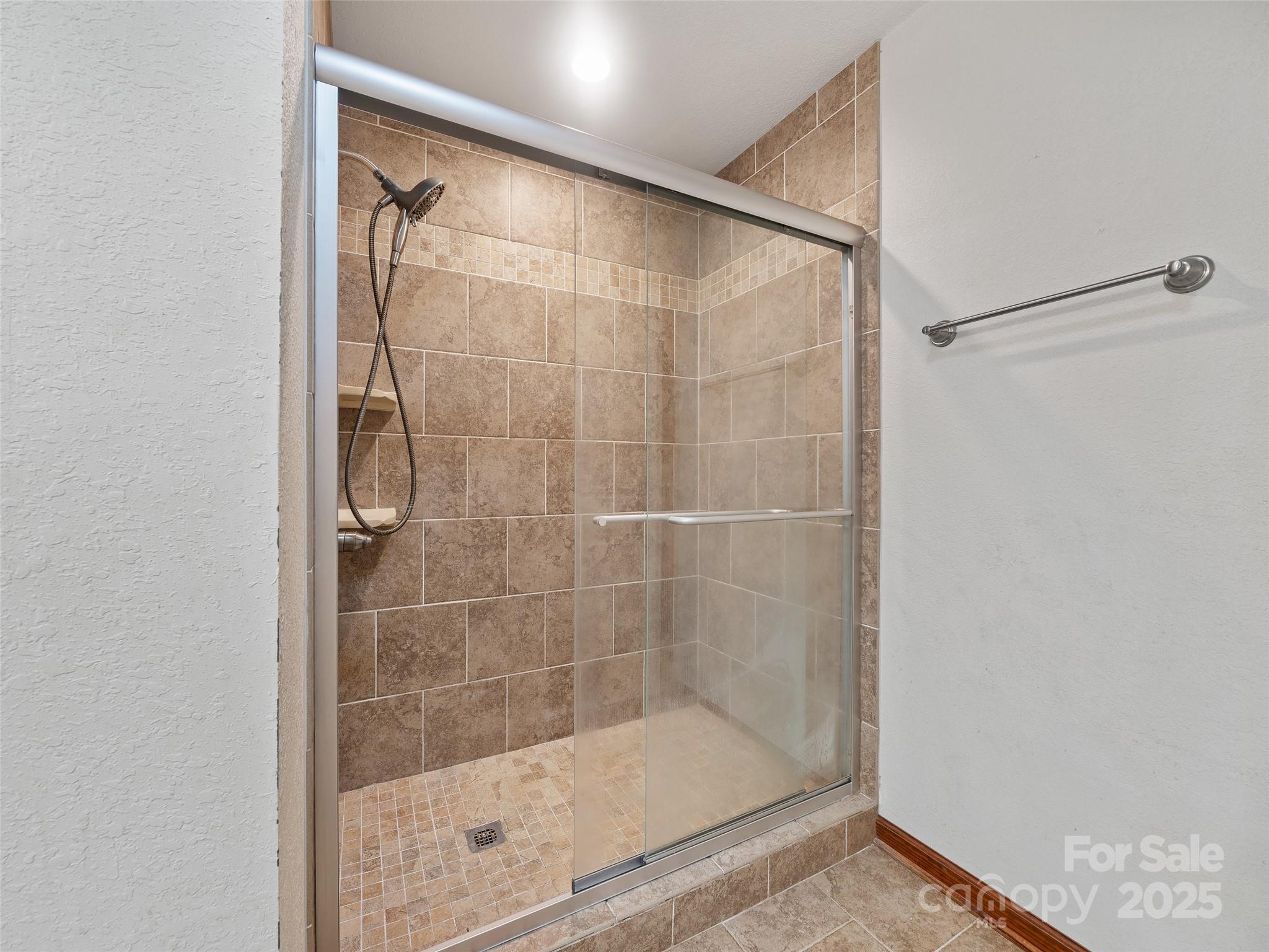 158 Dover Lane Spruce Pine NC 28777
