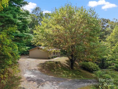 158 Dover Lane Spruce Pine NC 28777