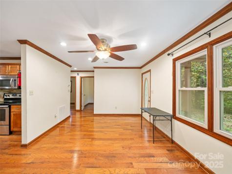 158 Dover Lane Spruce Pine NC 28777