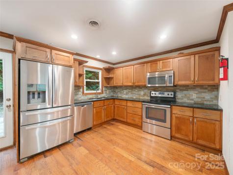 158 Dover Lane Spruce Pine NC 28777
