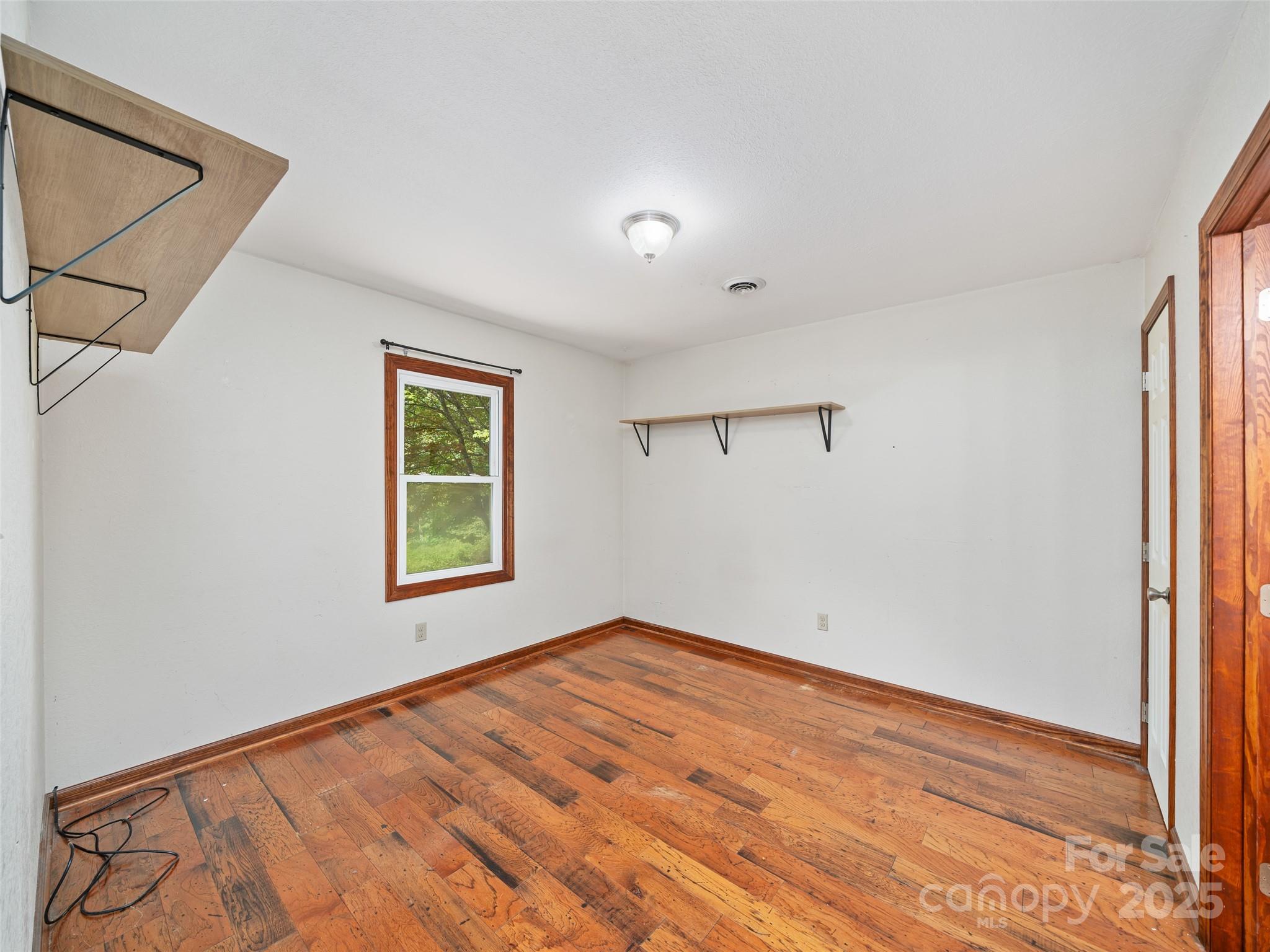 158 Dover Lane Spruce Pine NC 28777