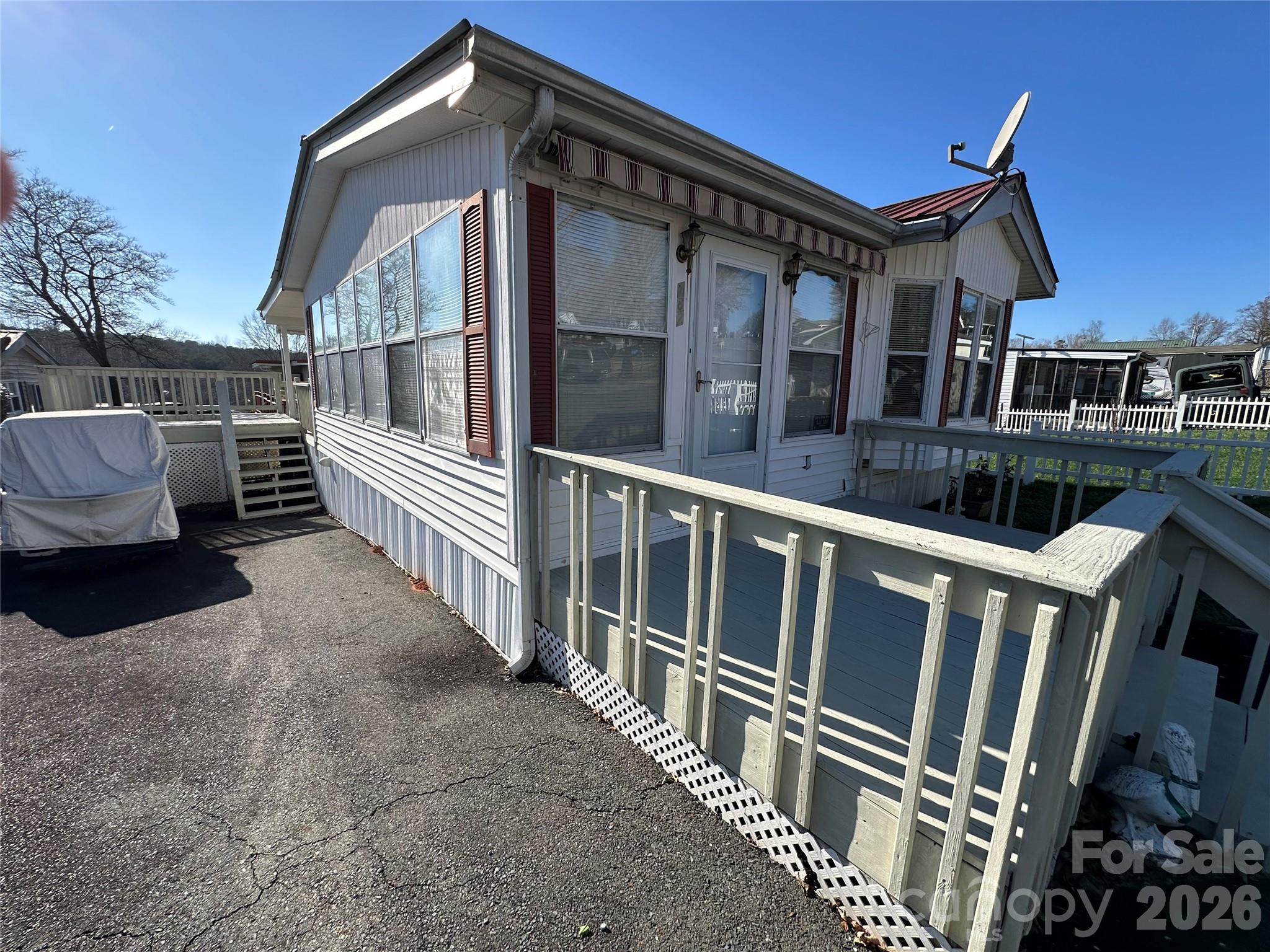 182 Marina Drive New London NC 28127