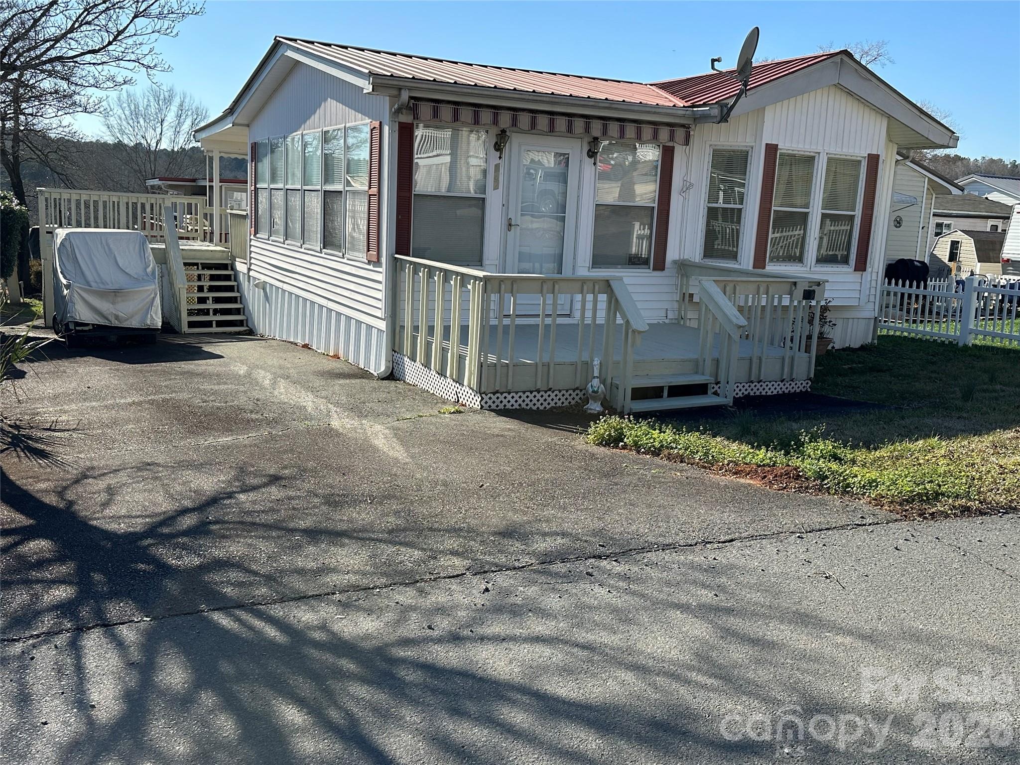 182 Marina Drive New London NC 28127