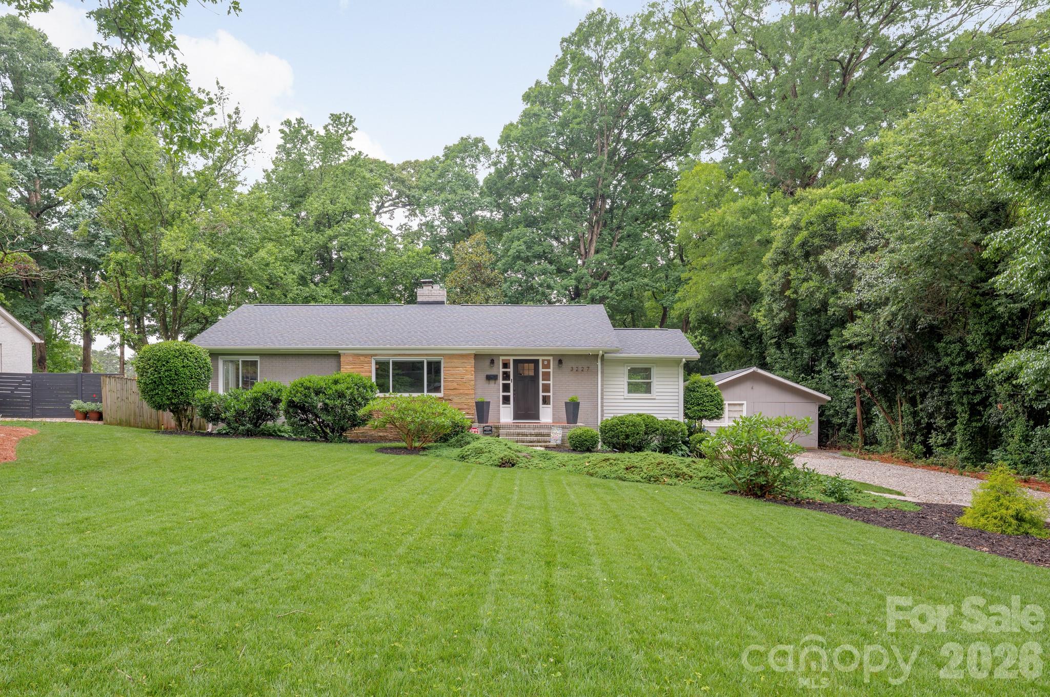 3227 Driftwood Drive Charlotte NC 28205