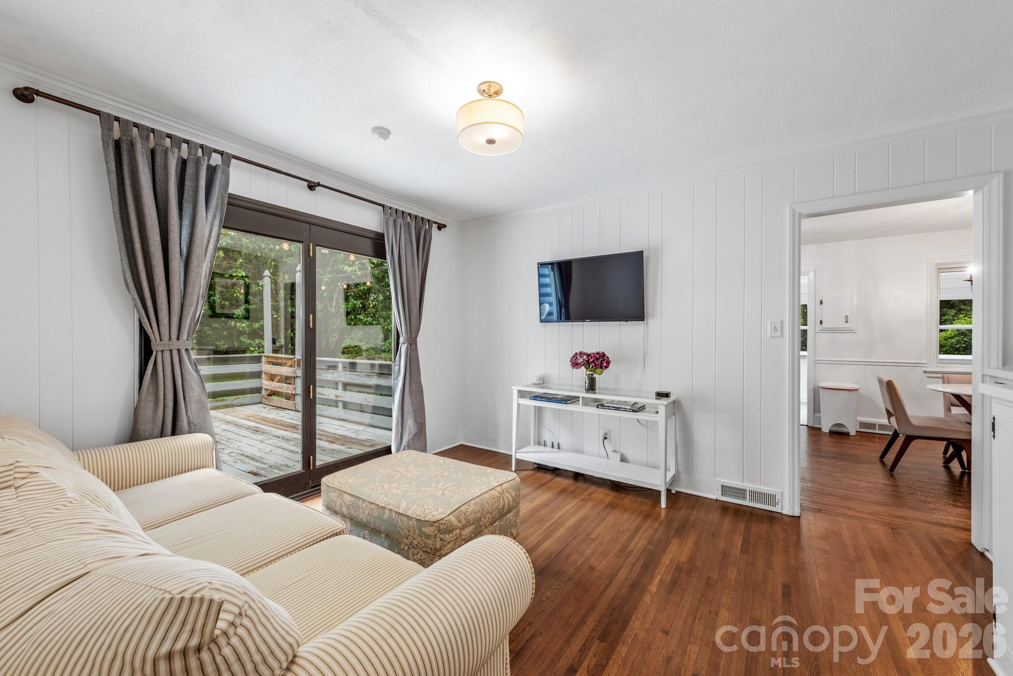 3227 Driftwood Drive Charlotte NC 28205
