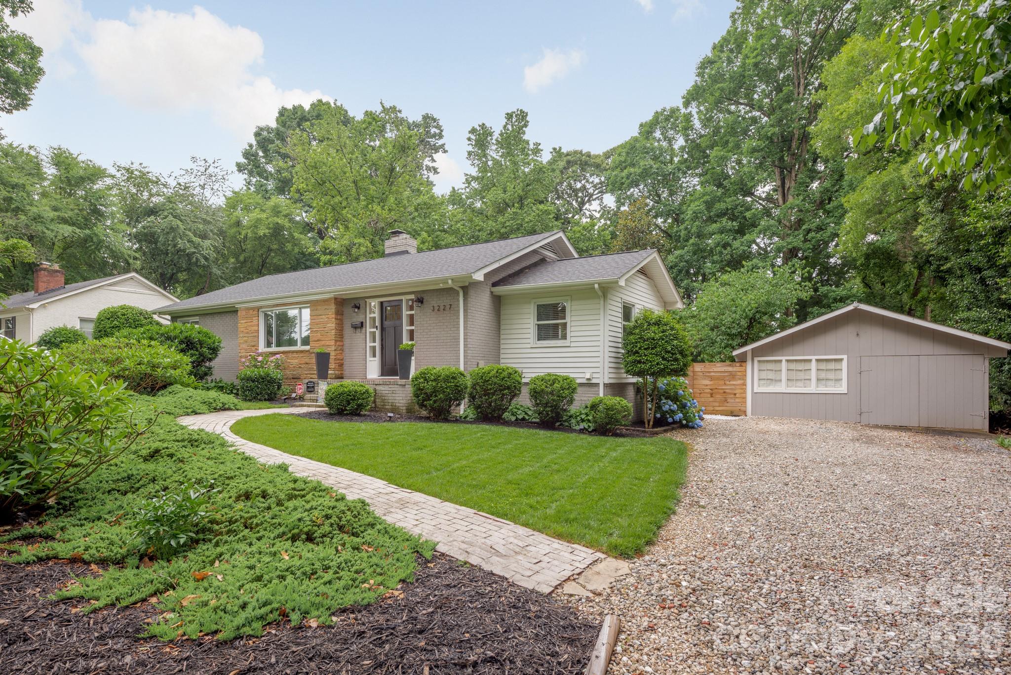 3227 Driftwood Drive Charlotte NC 28205