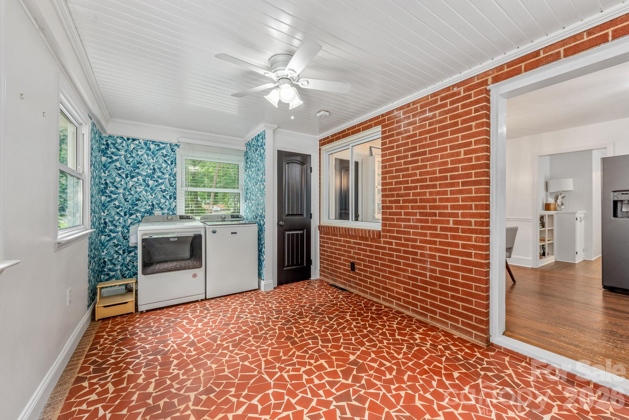 3227 Driftwood Drive Charlotte NC 28205