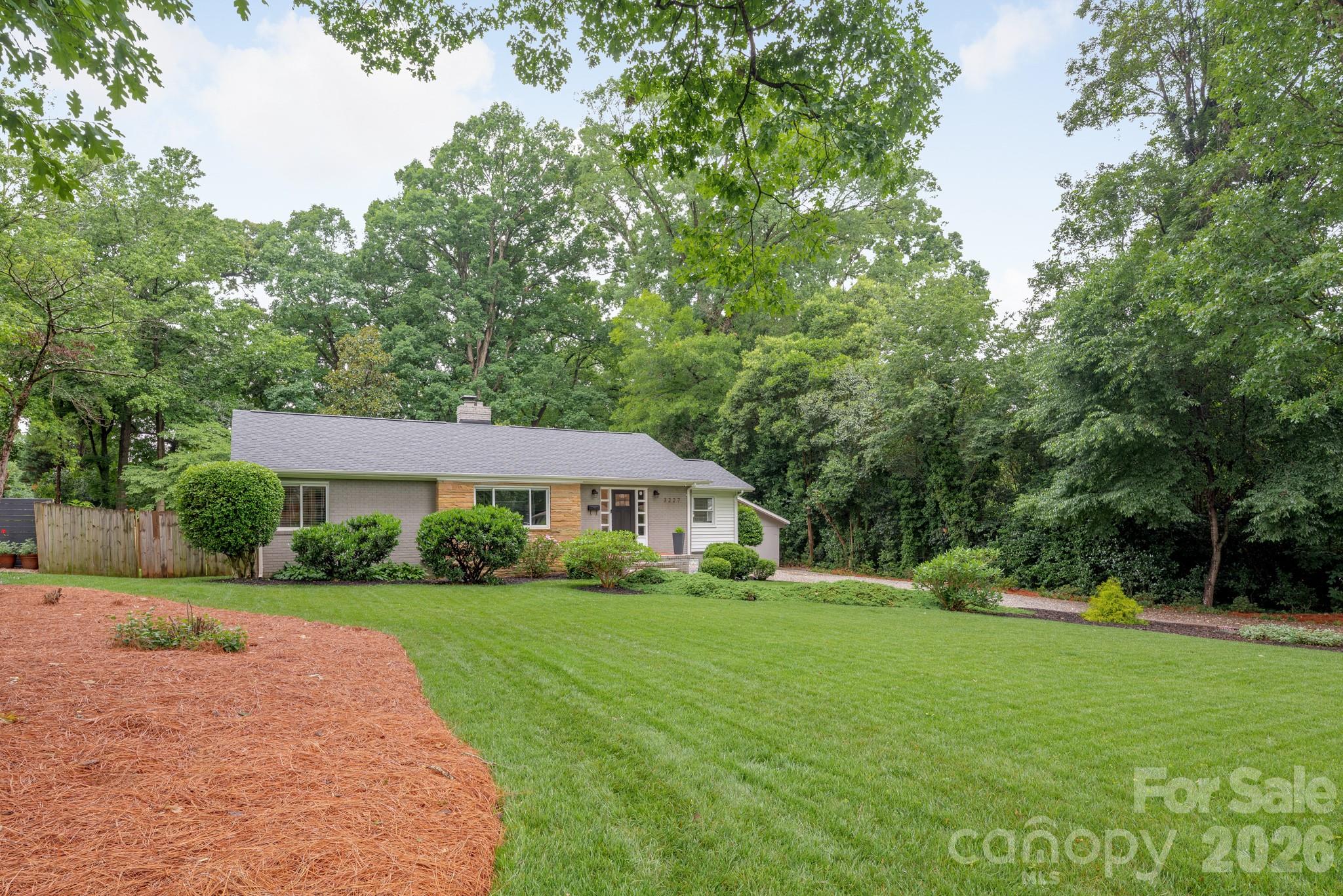 3227 Driftwood Drive Charlotte NC 28205