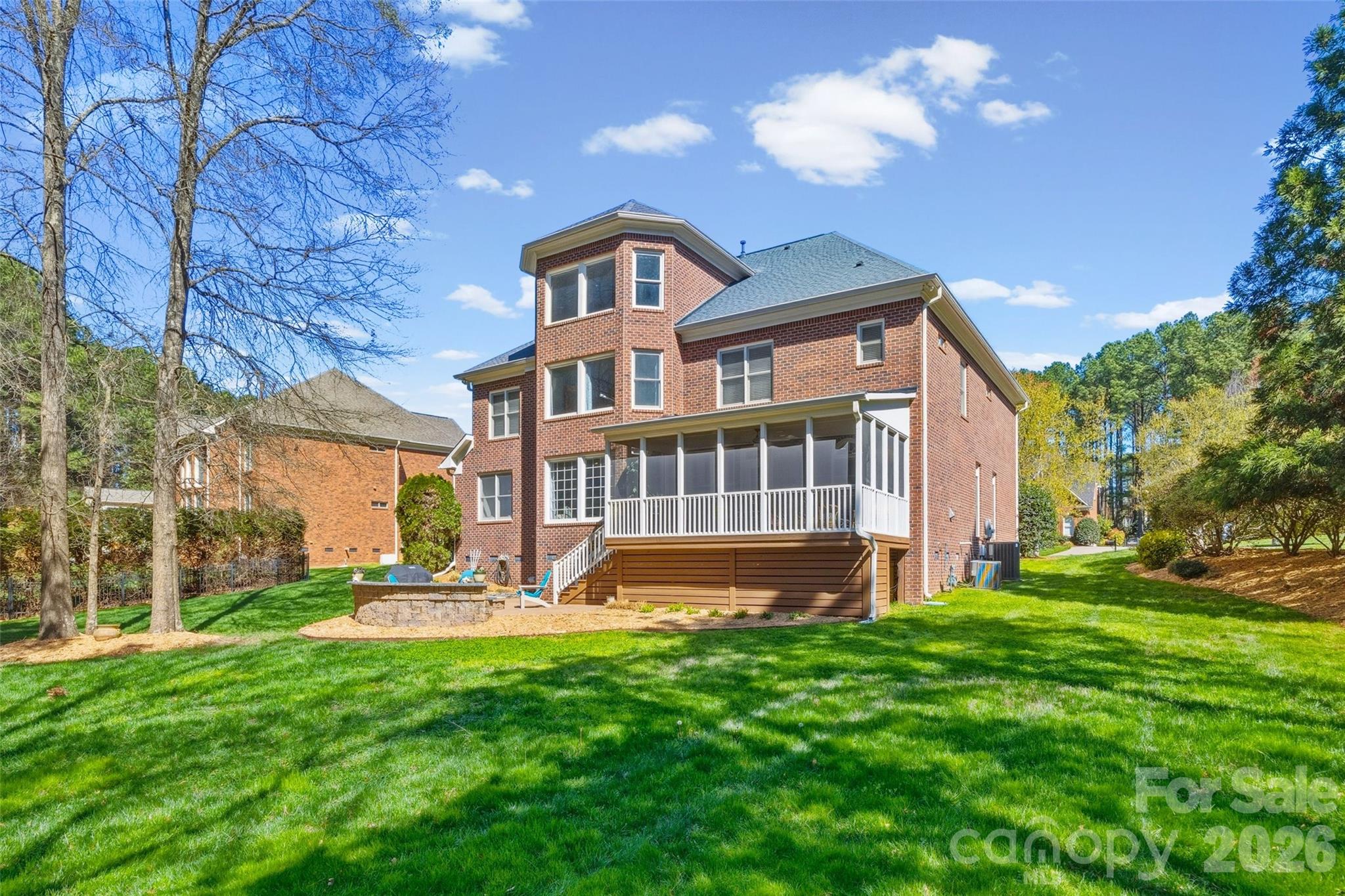 17142 Harcombe Drive Charlotte NC 28277