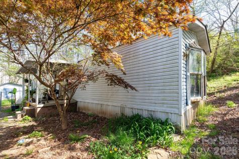 135 Sardis Drive Asheville NC 28806