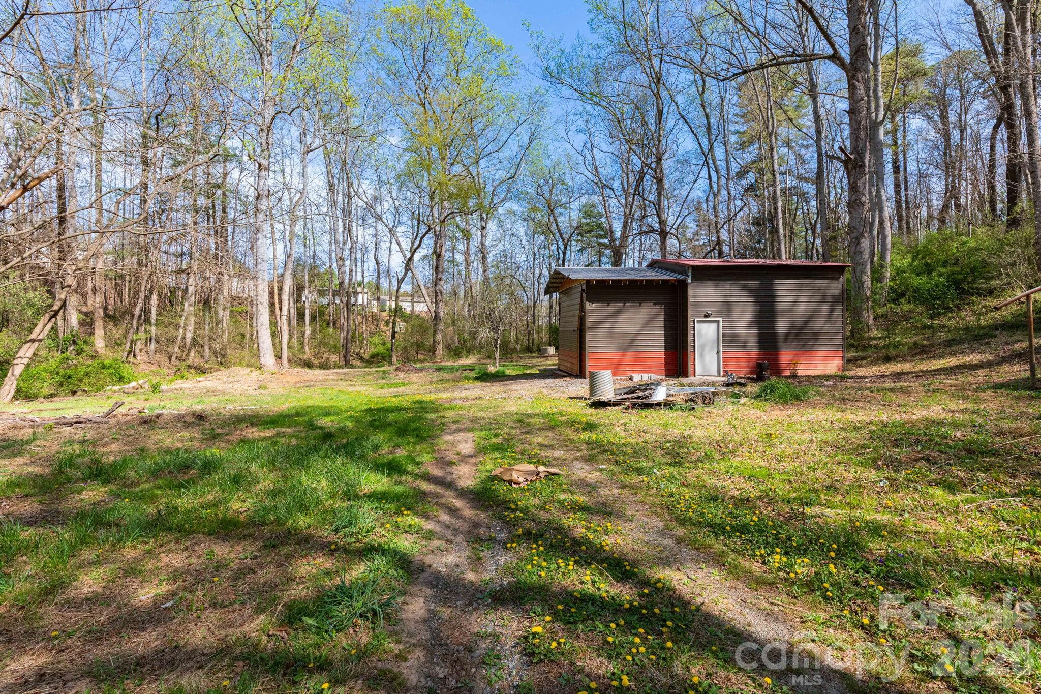 135 Sardis Drive Asheville NC 28806