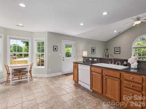 64 Springside Road Asheville NC 28803
