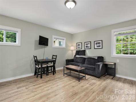 64 Springside Road Asheville NC 28803