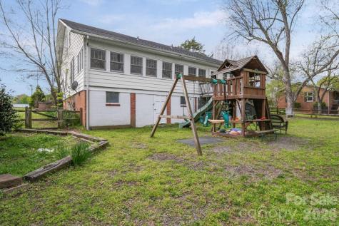 333 N Main Street Mount Pleasant NC 28124