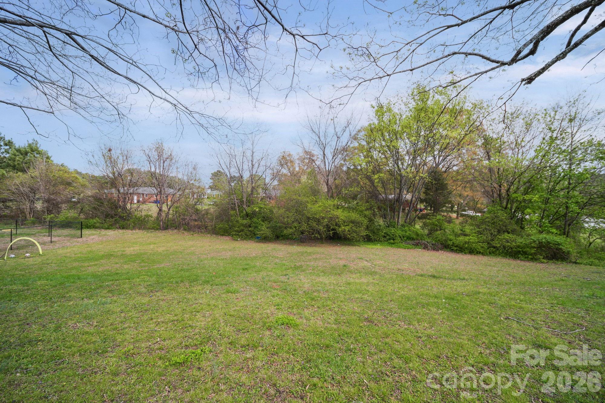 333 N Main Street Mount Pleasant NC 28124