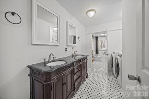 151 Central Avenue Norwood NC 28128