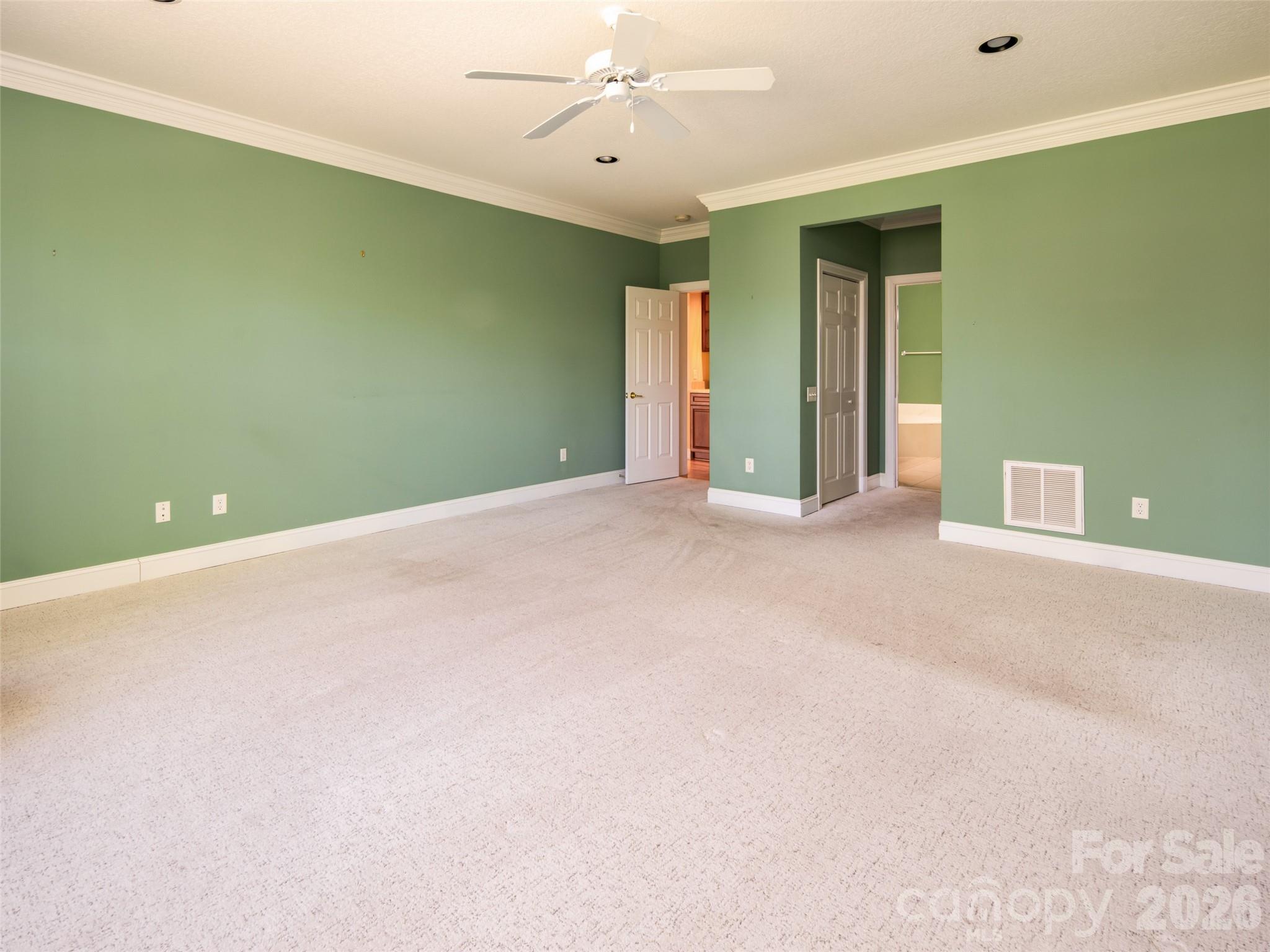 124 Towne Place Drive Hendersonville NC 28792