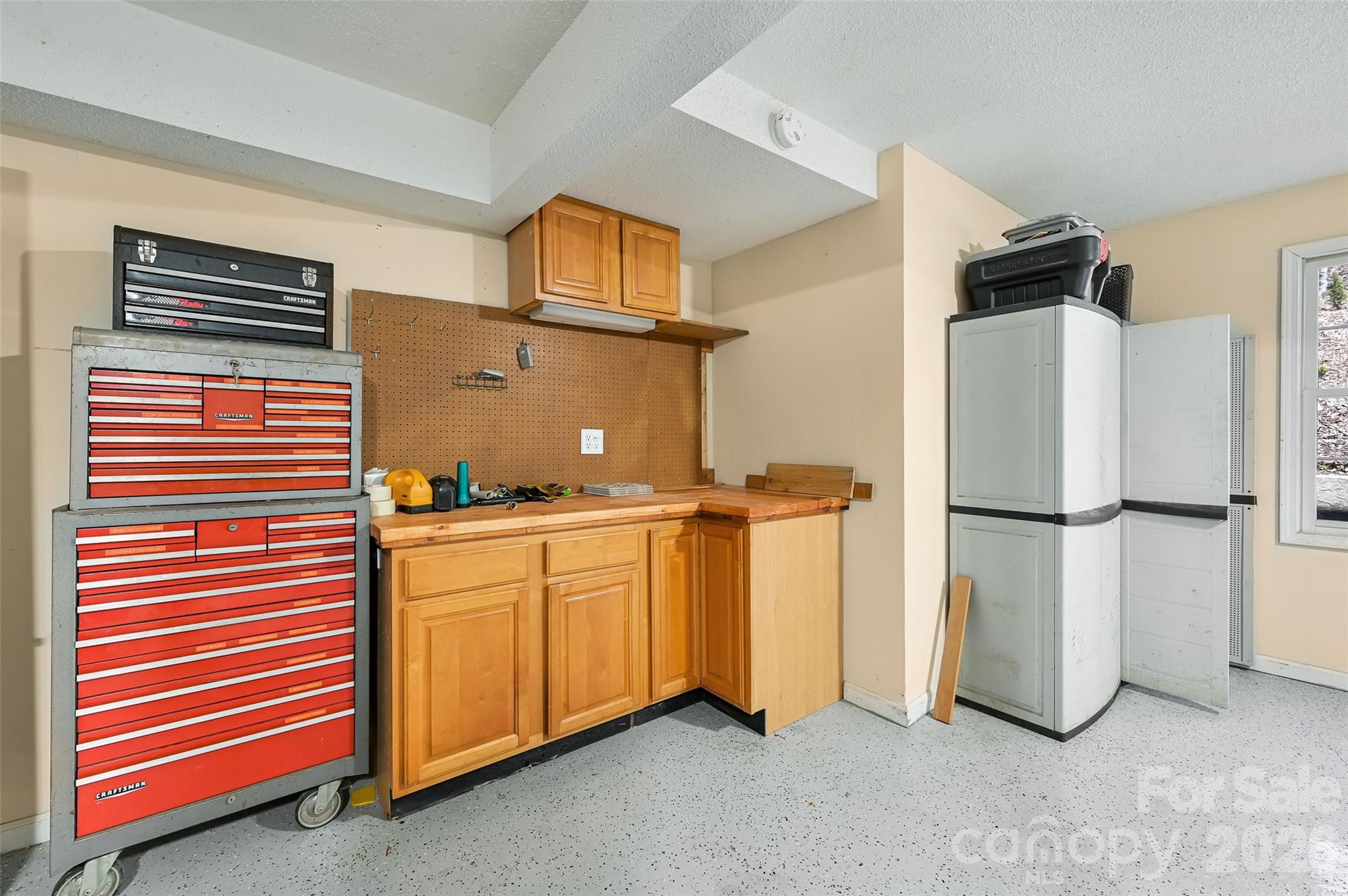 94 Squirrel Trail Hendersonville NC 28791