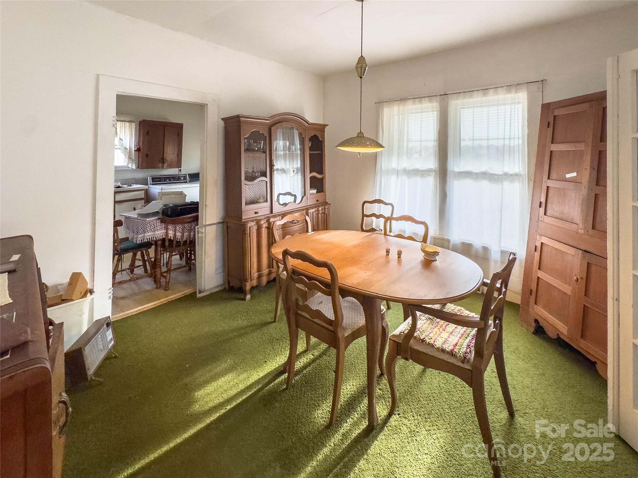 141 Burleson Drive Bakersville NC 28705