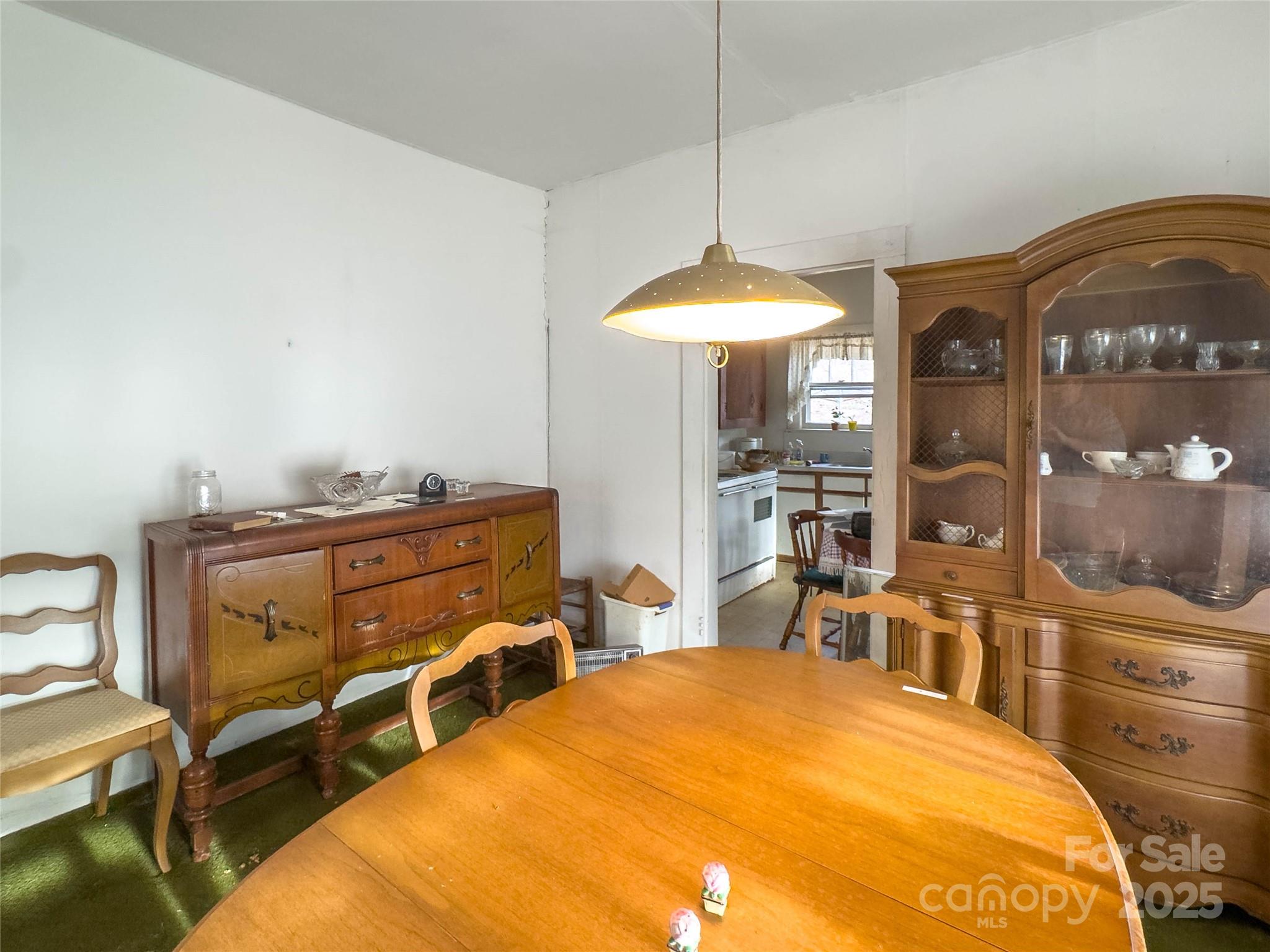 141 Burleson Drive Bakersville NC 28705