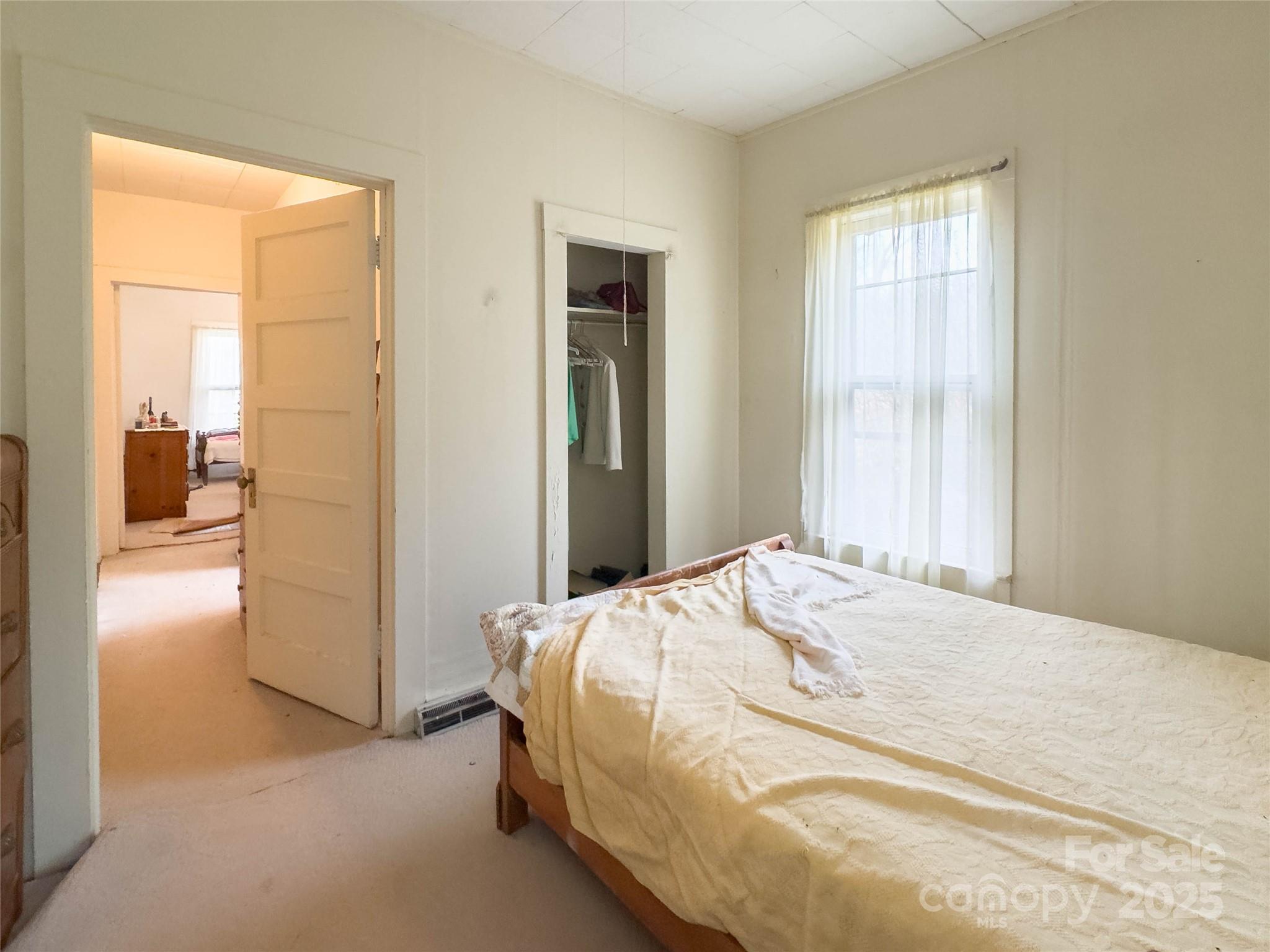 141 Burleson Drive Bakersville NC 28705