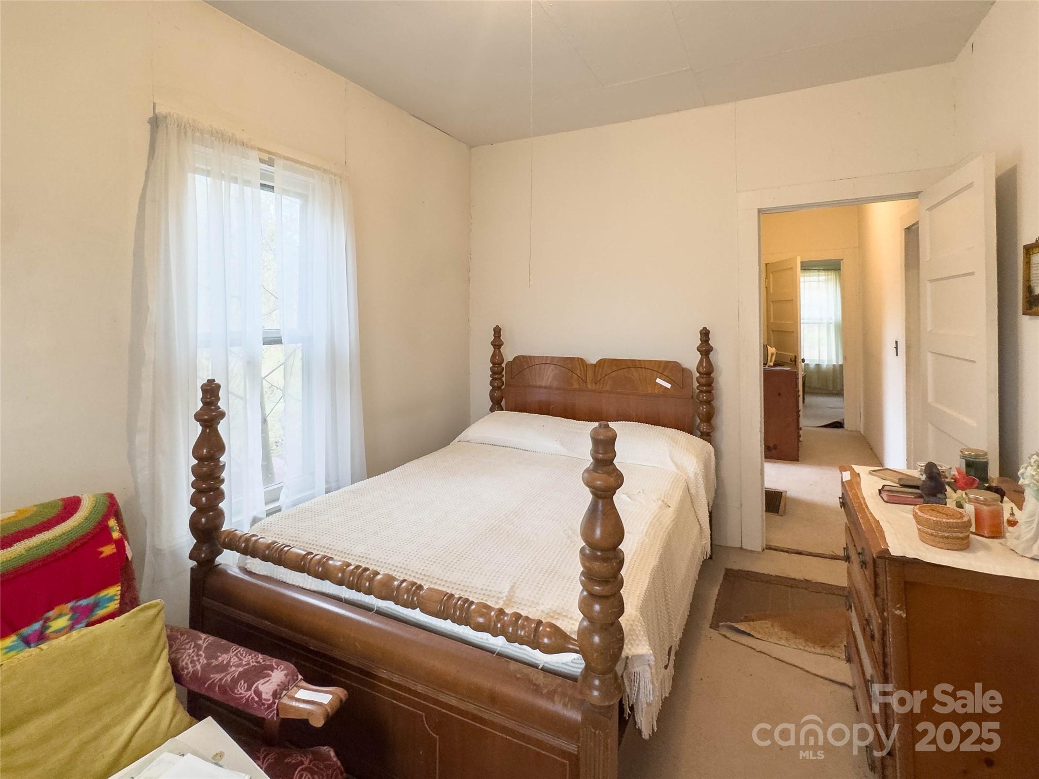 141 Burleson Drive Bakersville NC 28705