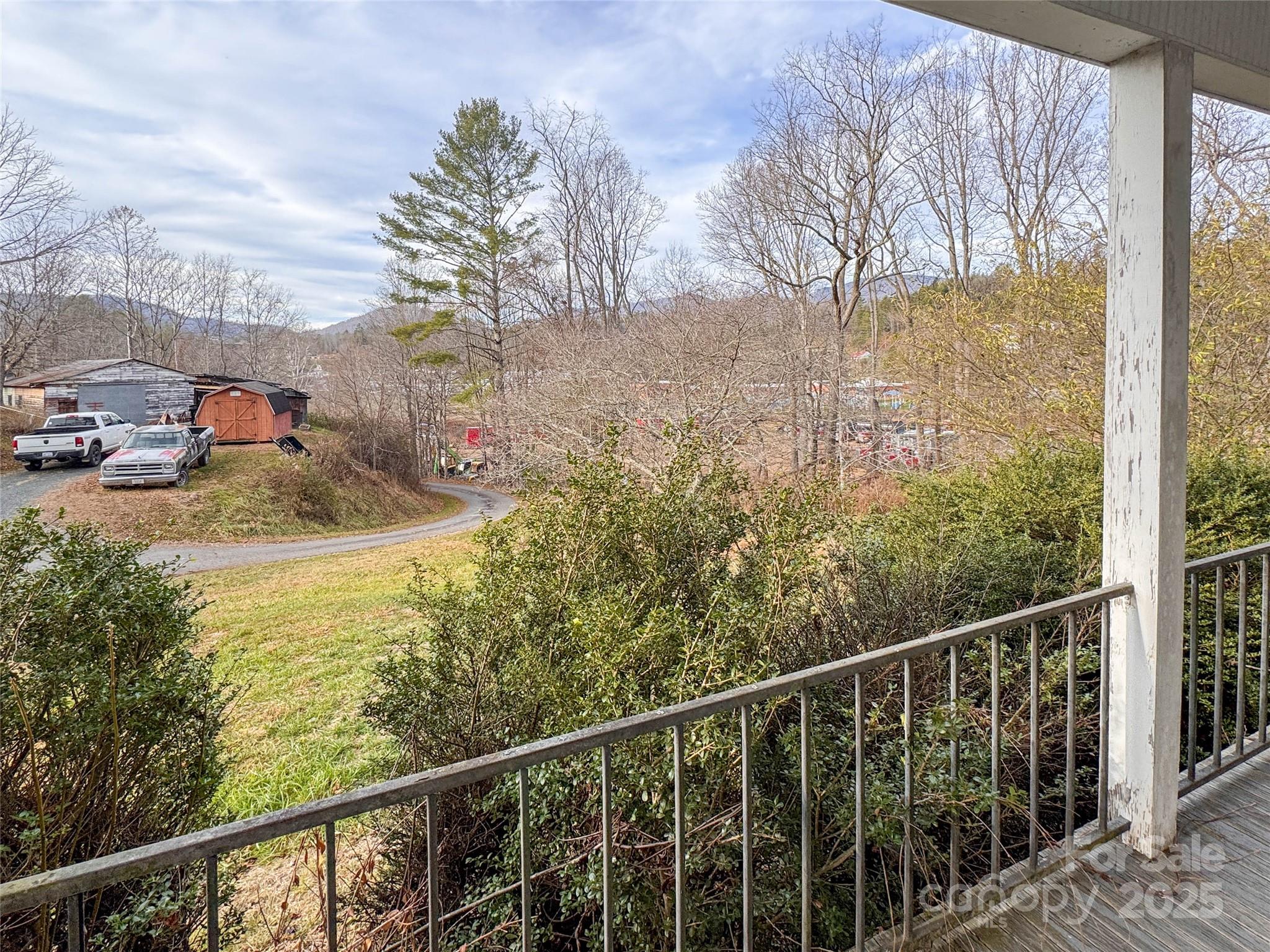 141 Burleson Drive Bakersville NC 28705