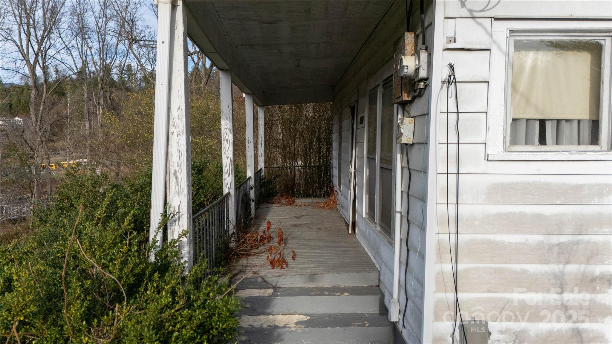 141 Burleson Drive Bakersville NC 28705